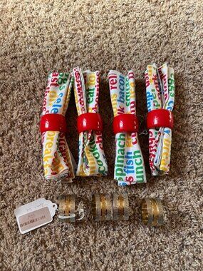 4 cloth napkins with an extra 4 rings